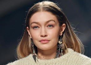 Gigi Hadid raved about this exfoliating cleanser — here's what the experts say